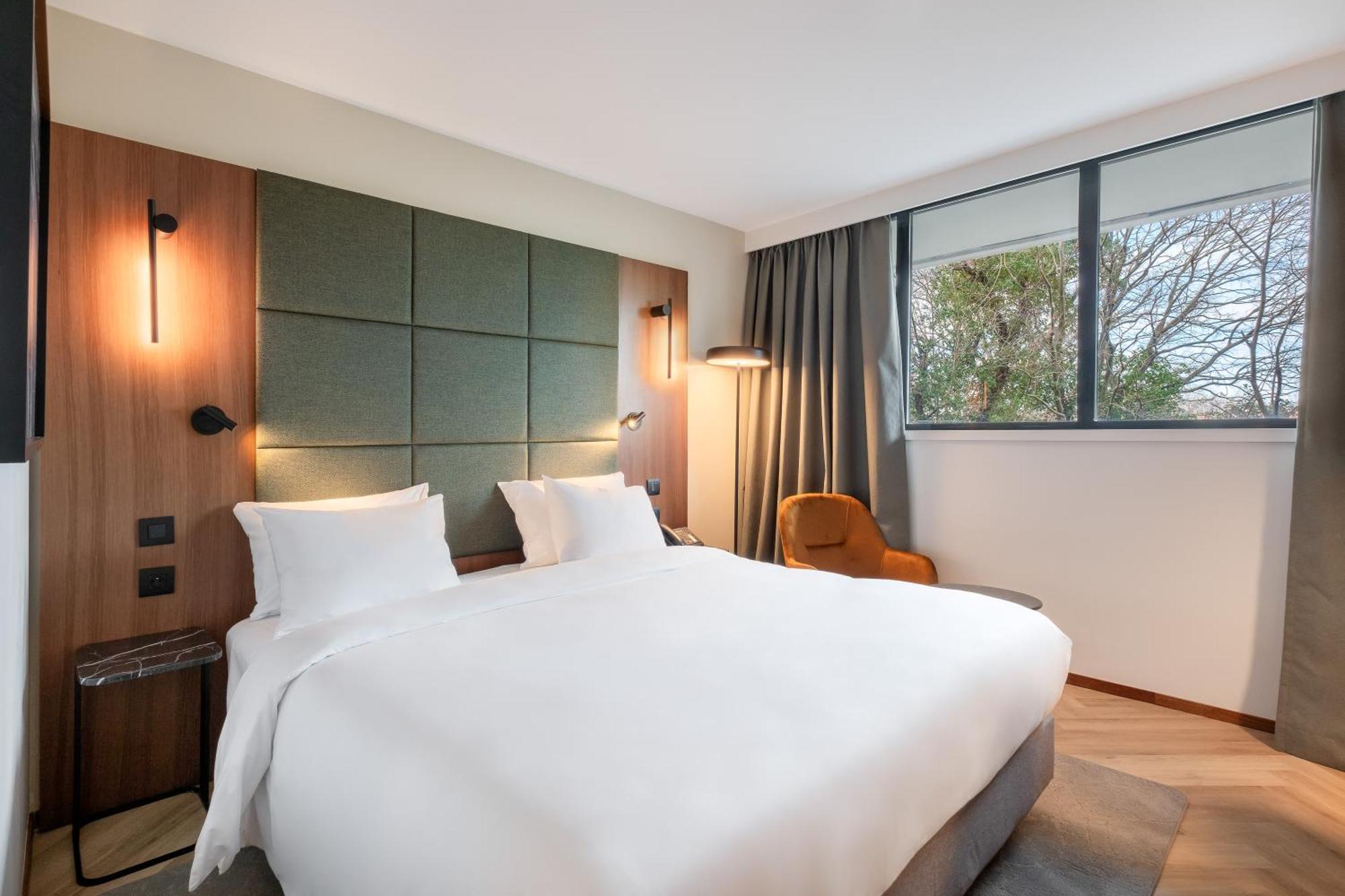Standard Room,1758328864:JPEG